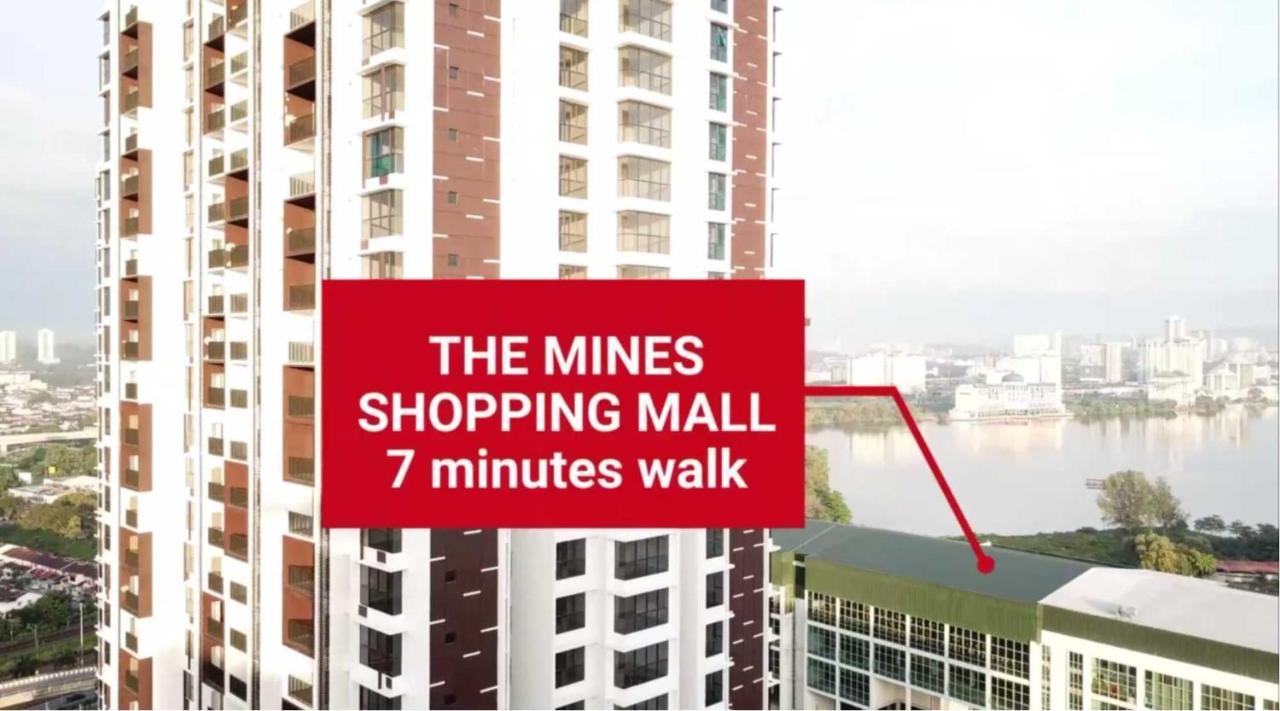 Mines Astetica Lake View Condo Seri Kembangan V1 Luaran gambar